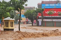 Yêu cầu kiểm tra, đánh giá nguyên nhân ngập lụt tại TP Sơn La