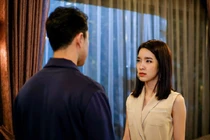 Vợ đi đẻ, anh rể đưa bạn thân khác giới đến thăm