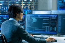 Đối mặt với làn sóng sa thải, lương IT năm 2024 vẫn gây "sốc"