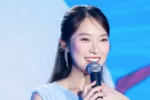 MC Khánh Vy: 25 tuổi tự tậu nhà, mua đất, xe hơi