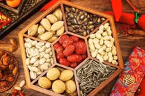 6 loại hạt nên bày đêm Giao thừa để phước lộc vào nhà