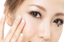 Giải mã tất tật bí mật về nốt ruồi ở mắt 