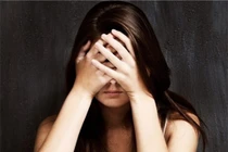 Mẹ người yêu cũ đưa 3 tỷ với lời đề nghị khiến tôi hốt hoảng