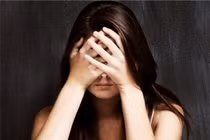 Mẹ người yêu cũ đưa 3 tỷ với lời đề nghị khiến tôi hốt hoảng