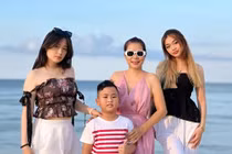 Ca sĩ Mỹ Lệ tiết lộ về 2 con gái giỏi giang, cá tính