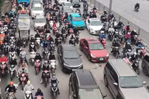 Các cửa ngõ Hà Nội đông đúc sau kỳ nghỉ lễ Giỗ Tổ Hùng Vương