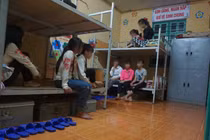 Video: Cuộc sống của học sinh bán trú nơi nữ sinh lớp 8 mang thai 12 tuần