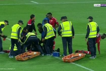 Video: Cả cầu trường chết lặng sau chấn thương kinh hoàng của thủ môn Senegal