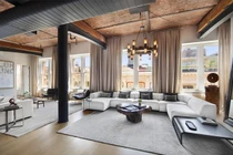 Đột nhập căn penthouse sang chảnh trị giá chục triệu đô của Zayn Malik