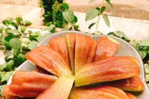 Siêu “hót” roi ngọc bích Đài Loan 350.000 đồng/quả hấp dẫn NTD Việt