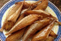 Đặc sản cá đùi gà 1 nắng Nghệ An làm giả từ cá nóc: Sự thật kinh hoàng?