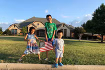 Vợ chồng Hồng Ngọc xây hồ bơi 'khủng' trong căn biệt thự mới tậu tại Mỹ cho 3 con