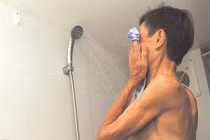 Bí quyết giảm mùi người già hiệu quả