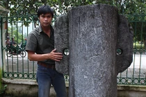 Chuyện "rợn người" về cột đá Sùng Chúa Đà - bảo vật Hà Giang 