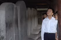 Ngô Thì Nhậm: Từng bị đánh roi, đục tên trong Văn Miếu