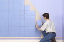 Lưu ý cần biết khi ốp tường bằng gạch kính màu 