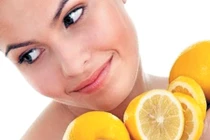 Muốn da trắng, đừng tắm bằng chanh mùa hè