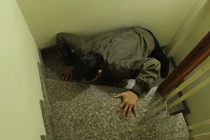 Nguyên do người già hay ngã