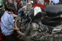 Chú ý kiểm tra lốp trước khi đi đường dài?