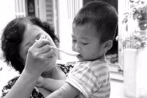 Khắc phục chứng biếng ăn ở trẻ