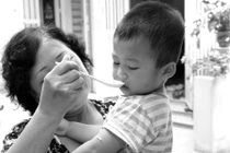 Khắc phục chứng biếng ăn ở trẻ