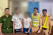 Kịp thời ngăn cản một thanh niên có ý định nhảy cầu tự tử