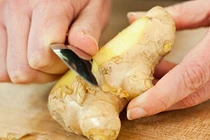 Khi nào ăn gừng bỏ vỏ? Làm sai thì hại thân