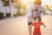 Bà lên trông cháu bỗng nhất quyết bỏ về chỉ bởi một lý do