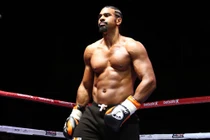 Ăn chay trường, vận động viên gây kinh ngạc bởi cơ bắp cuộn sóng