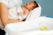 5 nguyên tắc tắm an toàn khi trời chuyển rét siêu cấp