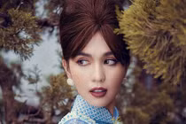 Cùng kiểu tóc, Ngọc Trinh khi thì đài các, lúc sexy vô đối