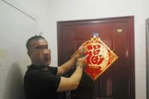 Nghi người lạ ở trong nhà, sự thật khó tin từ chùm chìa khóa