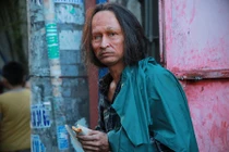 Tạo hình gây sốc của Huy Khánh trong “Fan cuồng“