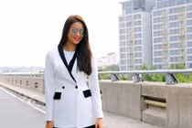 Hoa hậu Phạm Hương tất bật chạy show vẫn rạng rỡ