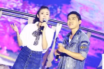 Cô bé 14 tuổi hát tình ca khiến Ý Lan hoảng hốt