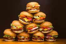 Tác hại khủng khiếp khi ăn phải phthalate trong đồ ăn nhanh