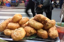 Nhận diện món ăn đường phố chế biến bằng mỡ bẩn