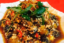 Công thức trứng cút lộn rang me ăn chơi ngày lễ