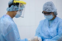 Chuyên gia Hàn Quốc dương tính nCoV tiếp xúc gần 38 người ở TP.HCM