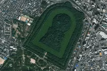 Lăng mộ khổng lồ kỳ bí nhất ở Nhật, chuyên gia cũng "lắc đầu"