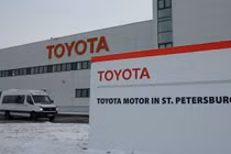 Toyota chính thức rút khỏi thị trường Nga