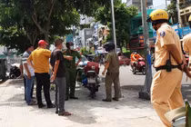 Bắt kẻ đâm chết tài xế xe ôm trước cổng bệnh viện Nhi Đồng