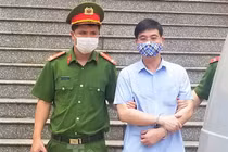 Gian lận thi ở Hòa Bình: Trưởng phòng an ninh có hối lộ 500 triệu?