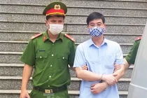 Gian lận thi ở Hòa Bình: Trưởng phòng an ninh có hối lộ 500 triệu?