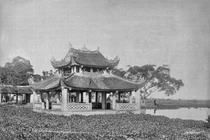 Khám phá diện mạo đền Lý Bát Đế 100 năm trước 