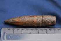 Theo chân khách Tây khám phá dấu tích chiến tranh ở Quảng Trị 1993 