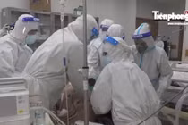 Kịch tính giây phút hồi sức giành giật hơi thở cho bệnh nhân COVID-19 nguy kịch