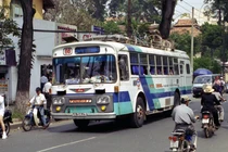 Ảnh không đụng hàng về xe buýt ở TP HCM thập niên 1990 (2)
