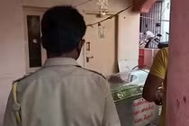 Nằm trong tủ ướp lạnh 24 giờ, cụ ông Ấn Độ bất ngờ sống lại