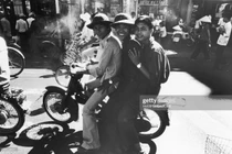 Ảnh đặc biệt về cuộc sống đời thường ở Sài Gòn tháng 5/1975 (1)